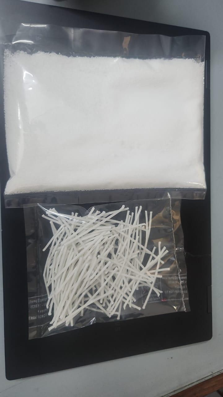 Pearl Soy Wax for Custom Candles 200gram + 50 Wicks - Shopsmart9
