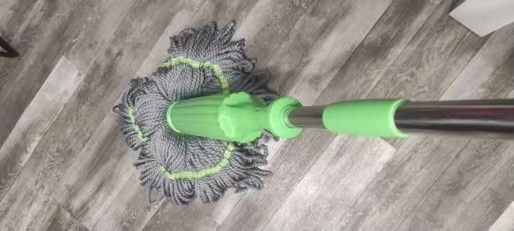 Self-twisting Water Rotating Mop - Shopsmart9